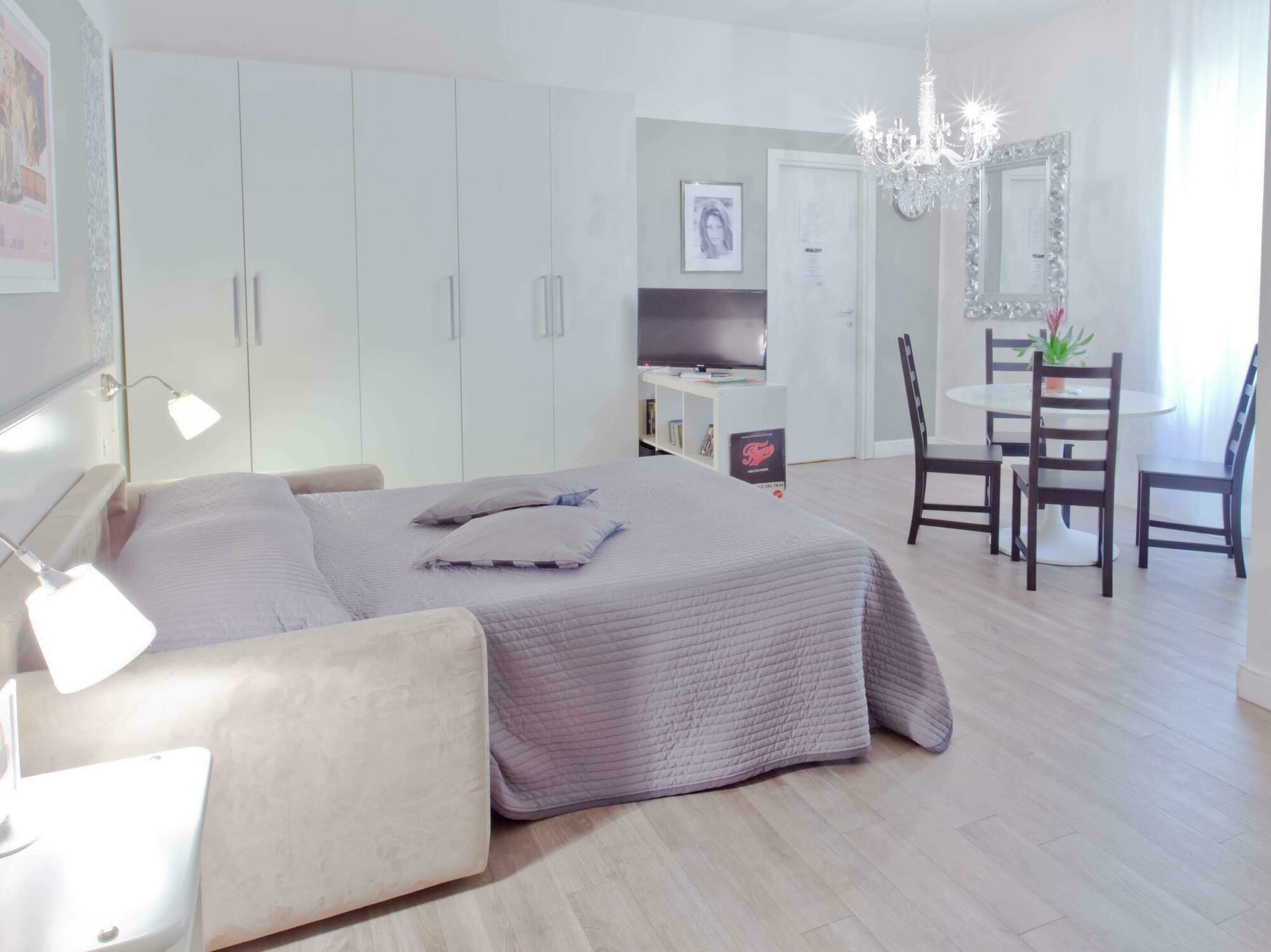 Cinema House Bed & Breakfast Рим Екстериор снимка